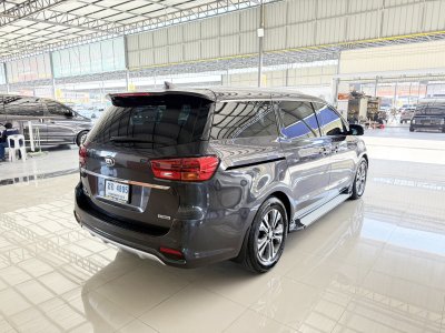 Kia Grand Carnival 2.2 SXL (ปี 2018) Wagon AT