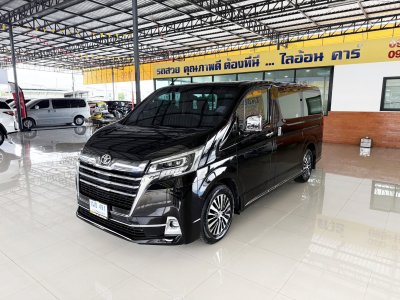 Toyota Majesty 2.8 Standard (Y 2020) Wagon AT