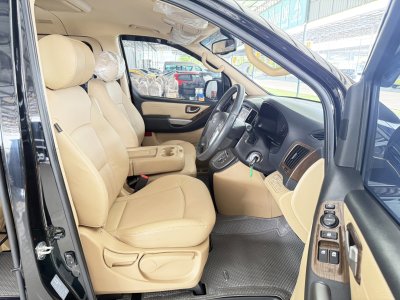 Hyundai H-1 2.5 Deluxe (ปี 2020) Wagon AT