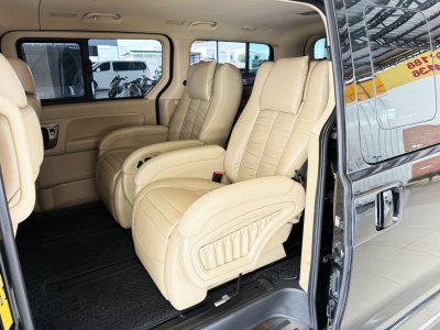 Hyundai H-1 2.5 Deluxe (Y 2020) Wagon AT