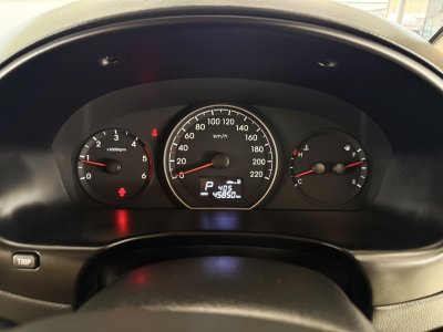 Hyundai H-1 2.5 Deluxe (Y 2020) Wagon AT