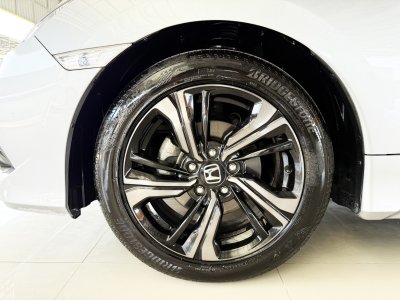 Honda Civic FC 1.5 Turbo RS (ปี 2019) Sedan AT