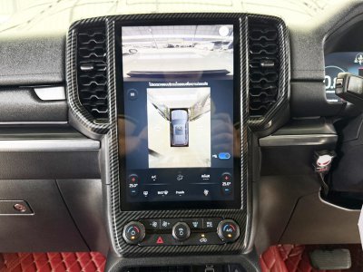 Ford Everest 2.0 Bi-Turbo Titanium+ 4WD (Y 2023) SUV AT