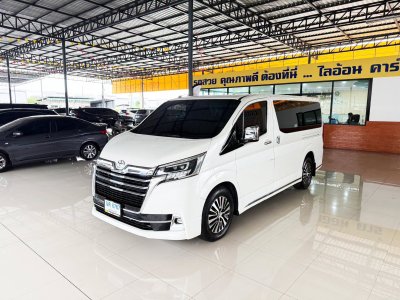 Toyota Majesty 2.8 Premium (ปี 2020) Wagon AT