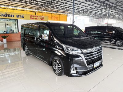 Toyota Majesty 2.8 Premium (ปี 2022) Wagon AT