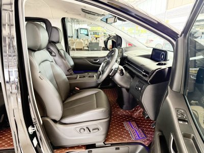 Hyundai Staria 2.2 Premium (ปี 2024) Wagon AT