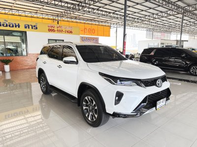 Toyota Fortuner 2.4 Leader V (ปี 2023) SUV AT