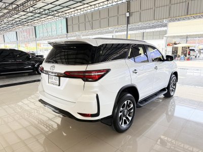 Toyota Fortuner 2.4 Leader V (ปี 2023) SUV AT