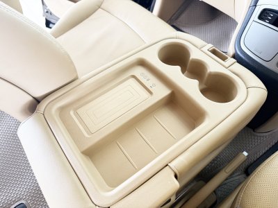 Hyundai H-1 2.5 Deluxe (ปี 2020) Wagon AT