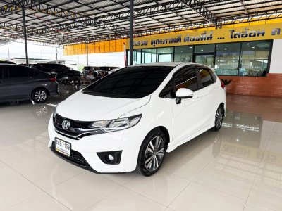 Honda Jazz 1.5 SV (Y 2014) Hatchback AT