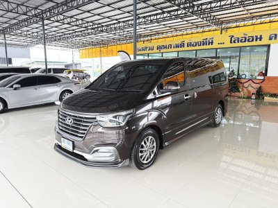 Hyundai H-1 2.5 Deluxe (ปี 2019) Wagon AT