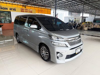 Toyota Vellfire 2.4 ZG Edition (ปี 2014) Wagon AT