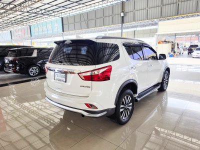 Isuzu MU-X 3.0 The Iconic 2WD (Y 2018) SUV AT