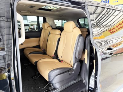 Kia Carnival 2.2 SXL (Y 2025) Wagon AT