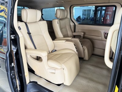 Hyundai H-1 2.5 Deluxe (ปี 2020) Wagon AT