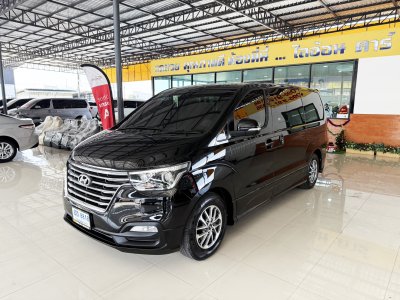 Hyundai H-1 2.5 Deluxe (ปี 2020) Wagon AT