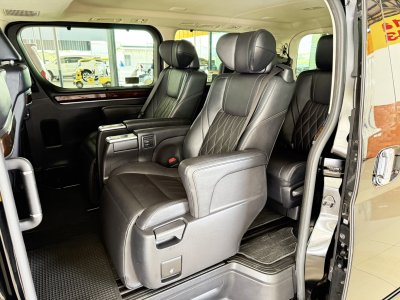 Toyota Majesty 2.8 Grande (ปี 2020) Wagon AT