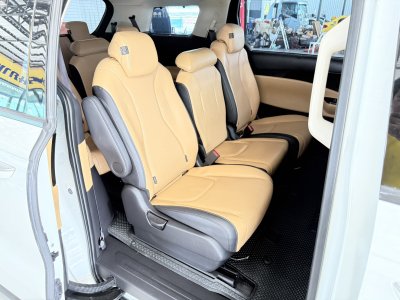 Kia Carnival 2.2 EX (Y 2023) Wagon AT