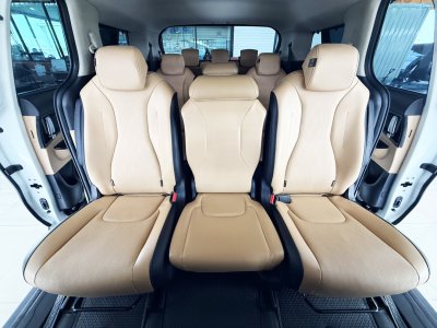 Kia Carnival 2.2 EX (Y 2023) Wagon AT