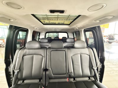 Hyundai Staria 2.2 Premium (Y 2022) Wagon AT