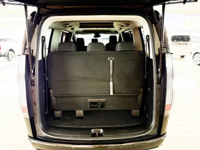 Hyundai Staria 2.2 Premium (Y 2022) Wagon AT