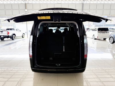 Hyundai Staria 2.2 Premium (Y 2022) Wagon AT