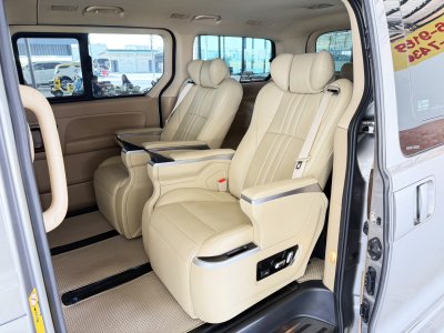 Hyundai H-1 2.5 Deluxe (ปี 2019) Wagon AT