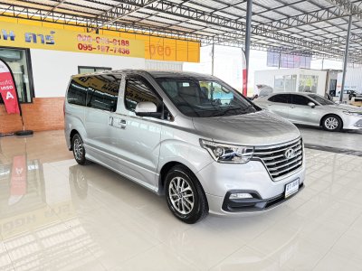 Hyundai H-1 2.5 Deluxe (ปี 2019) Wagon AT