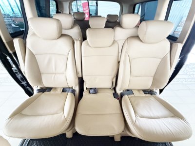 Hyundai H-1 2.5 Deluxe (ปี 2017) Wagon AT