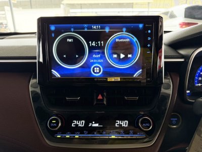 Toyota Corolla CROSS 1.8 Hybrid Premium Safety (Y 2021) SUV AT