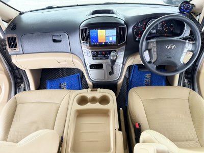 Hyundai H-1 2.5 Elite (ปี 2020) Wagon AT