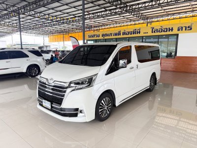 Toyota Majesty 2.8 Grande (Y 2024) Wagon AT