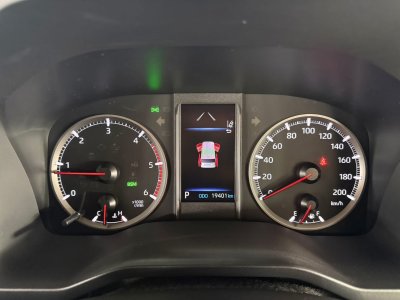 Toyota Majesty 2.8 Grande (Y 2024) Wagon AT