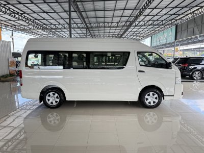 Toyota Commuter 3.0 Auto (ปี 2019)