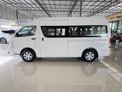 Toyota Commuter 3.0 Auto (ปี 2019)