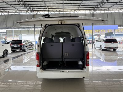 Toyota Commuter 3.0 Auto (ปี 2019)