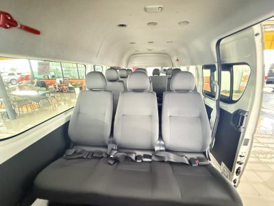 Toyota Commuter 3.0 Auto (ปี 2019)