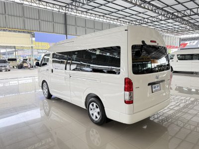 Toyota Commuter 3.0 Auto (ปี 2019)