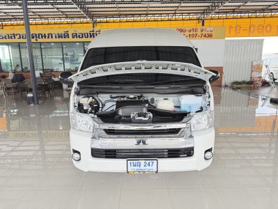Toyota Commuter 3.0 Auto (ปี 2019)