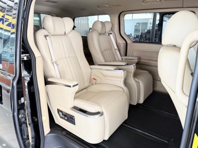 Hyundai H-1 2.5 Deluxe (ปี 2019) Wagon AT