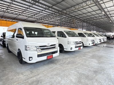 Toyota Commuter 3.0 G (Y2019)