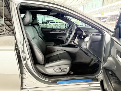 Toyota Camry 2.5 HEV Premium Luxury E-CVT (ปี 2025) Sedan AT
