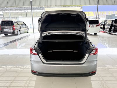 Toyota Camry 2.5 HEV Premium Luxury E-CVT (ปี 2025) Sedan AT