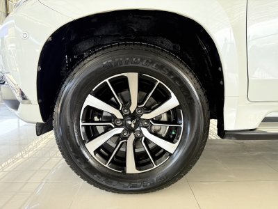 Mitsubishi Pajero Sport 2.4 GT Premium (ปี 2016) SUV AT - 4WD