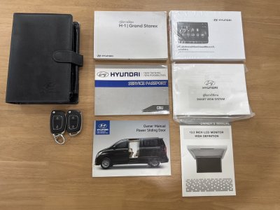 Hyundai H-1 2.5 Deluxe (Y 2018) Wagon AT