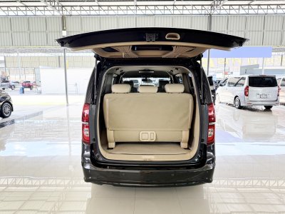 Hyundai H-1 2.5 Deluxe (ปี 2018) Wagon AT