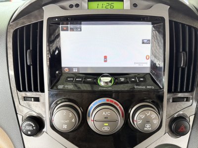 Hyundai Grand Starex 2.5 VIP (ปี 2016) Wagon AT