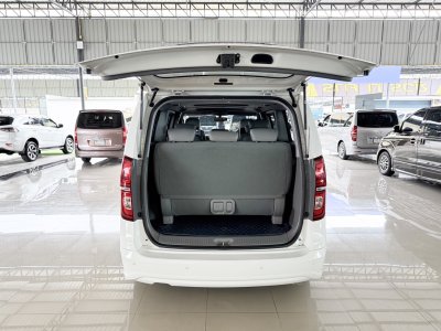 Hyundai H-1 2.5 Limited III (ปี 2020) Wagon AT