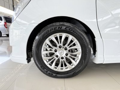 Hyundai Grand Starex 2.5 VIP (ปี 2016) Wagon AT