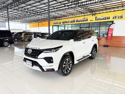 Toyota Fortuner Commander 2.4 V (ปี 2022) SUV AT - 2WD